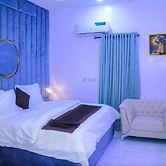 V City Lodge Hotel and Suites