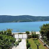 Spacious Seaside Retreat in Poljica