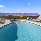Panoramic Mountain Views Heated Pool 2 Kitchens