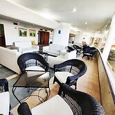 Aqua Vi Marina Hotel & Suites