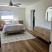 NEW Stunning Home-close to Beaches-pet Friendly