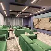 Student Only Winfield Court