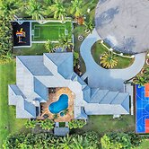 Sophia's Luxury Compound Resort w/ Heated Pool!