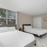 Bay Harbor Sunset Apt 2A