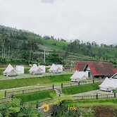 Glmaping Telaga Menjer By Travelink