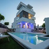 Nova Luxury Residence apartment with private heated pool