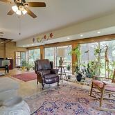 Spacious & Updated Farmhouse in Yellow Springs