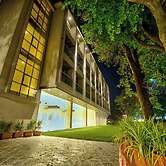 VANTAGE POINT HOTELS & RESORTS