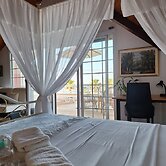 Luxury Apartments Kanali