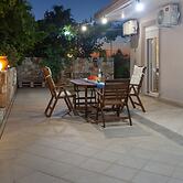Casa Anthea 3 Bedroom Apartment With Garden