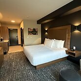Best Western Plus Neepawa Hotel