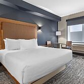 Best Western Plus Neepawa Hotel