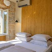 East Coast Deluxe Rooms
