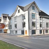 Central Guest House