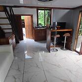 Happy Paradise Lodge