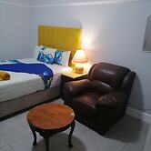 Neo & Ruks Guest House Salt River