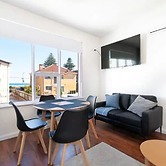 Lovely Beachside Largs Bay