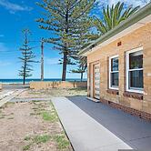 Serenity by the Sea in Largs North