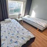 2BR Apt in Quiet Neighborhood