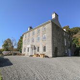 Llwynderw Hall