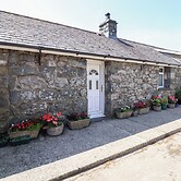 Ysgubor Newydd Parc Isaf