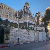 Luxury Boutique Property