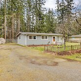 6 Mi to Lake Meridian Park: Auburn Home w/ Yard