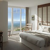 Les Bassans - Fontenille Collection