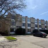 Lansing Delta West Hotel