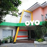 Hotel O Hotel Desa Puri