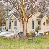 Walk to Lake Chicot: Cottage w/ Yard & Views!