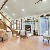 Pocono Mountain Family Home w/ Deck + Grill