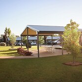 Eastend Studio Apartments