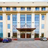 Eternal Oasis by Alaya Stays