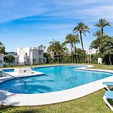 Relaxing Hideaway in Nueva Andaluc a Ref M57