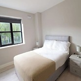 Charming 2-bed Apartment in Dublin's Countryside