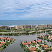 Oceanview Top-floor Penthouse in Surf Club Beach Pool Access