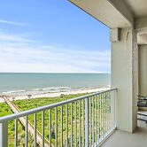 Oceanview Top-floor Penthouse in Surf Club Beach Pool Access