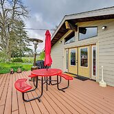 9 Mi to Spanaway Park: Home w/ Indoor Hot Tub