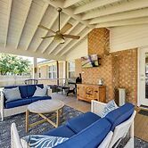 3 Mi to Beach: Coastal Escape in Mount Pleasant