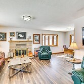 1/2 Mi to Dtwn: Pierre Family Home w/ Patio