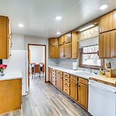 1/2 Mi to Dtwn: Pierre Family Home w/ Patio