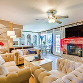 9 Mi to Dtwn: Spacious Retreat in Corpus Christi!