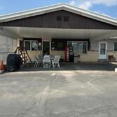 The Fossil Butte Motel