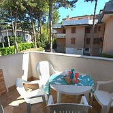 Comfortable Flat With Balcony for 9 Guests in Lignano Sabbiadoro