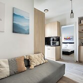 Sway - Chic 1-BR Apt & Balcony in Athens