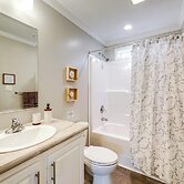 1 Mi to Outlets Ocean City: Home w/ Large Yard!