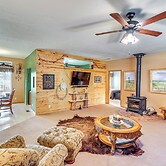 5 Mi to Town: Mtn-view Gem w/ Deck in Hot Springs