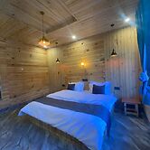 Apple Land By Naavagat