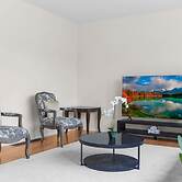 Prime Peterborough 5BR Newly Renovated Home